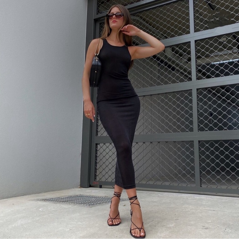 Lioness Black Sleeveless Midi Dress